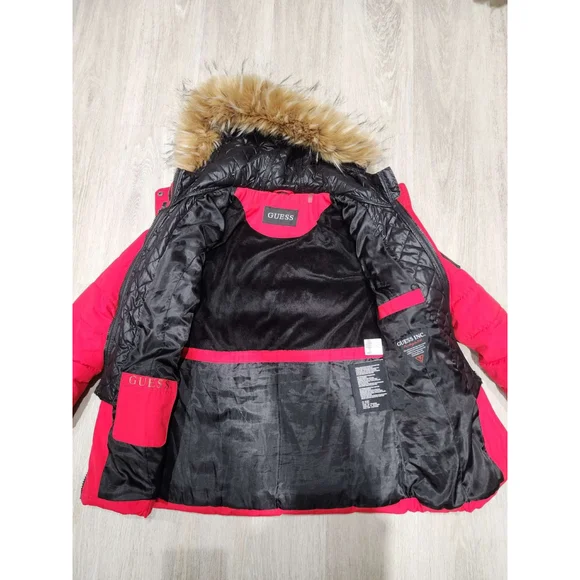GUESS Puffer Parka Jacket Faux Fur Hood Red S/CH/XS Zip Pockets Winter Used - Picture 4 of 13